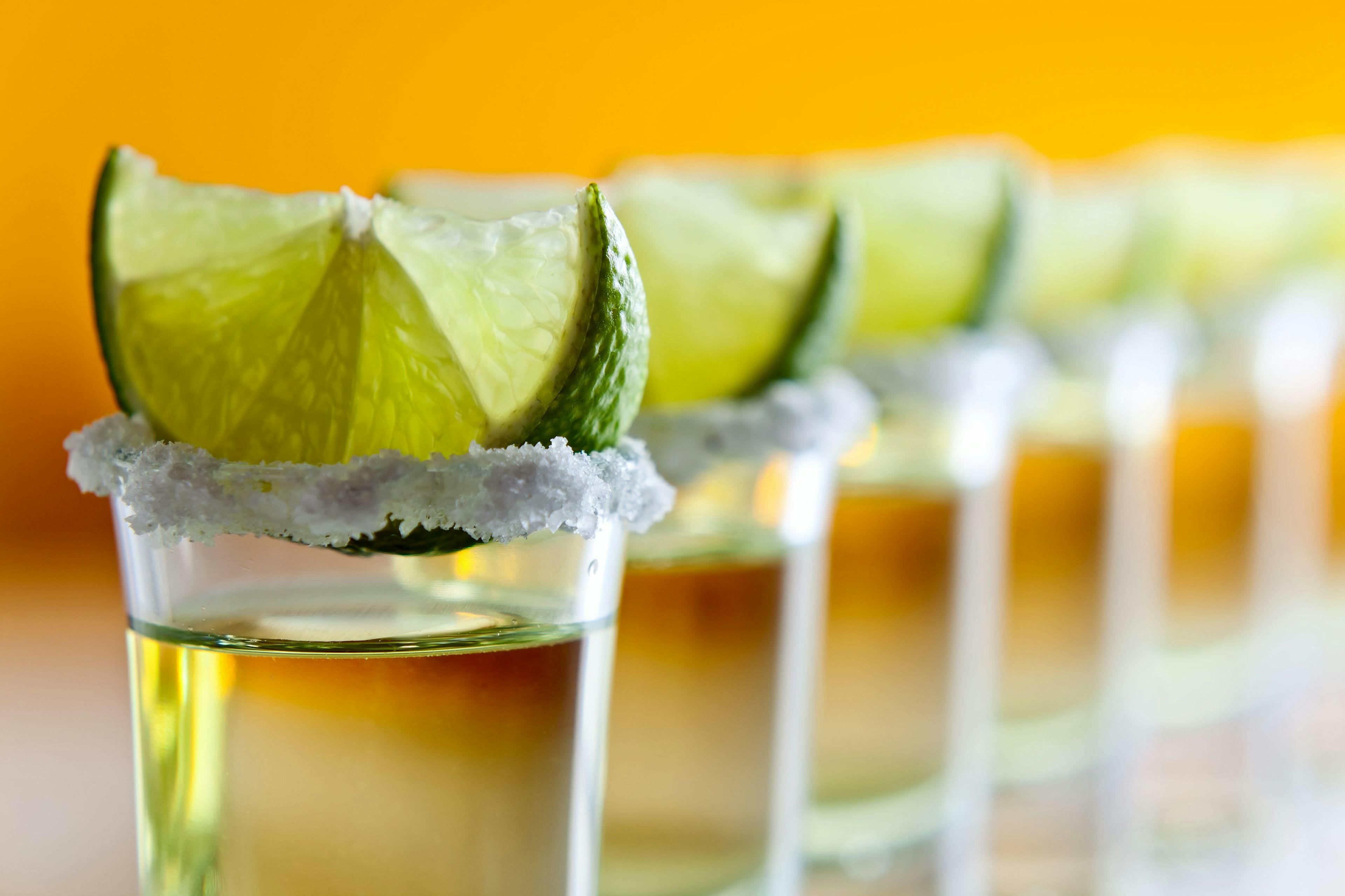 El Tequila Mexicano: un Destilado en Auge que Impulsa el Comercio Exterior