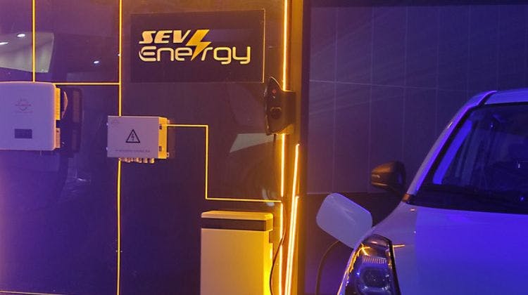 Innovación de Solarever: Propuesta de Energía Limpia y Autos Eléctricos Revolucionaria el Mercado Mexicano