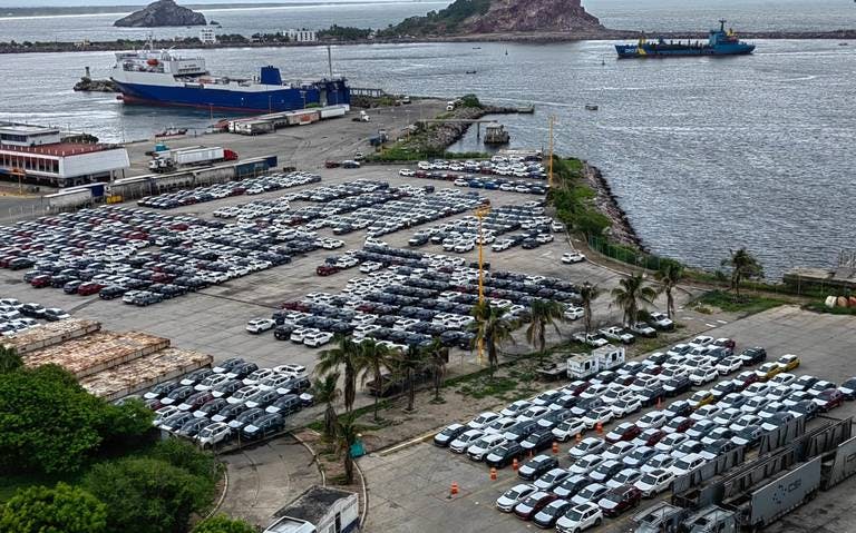 Mazatlán asciende al cuarto puesto en importación de vehículos por vía marítima