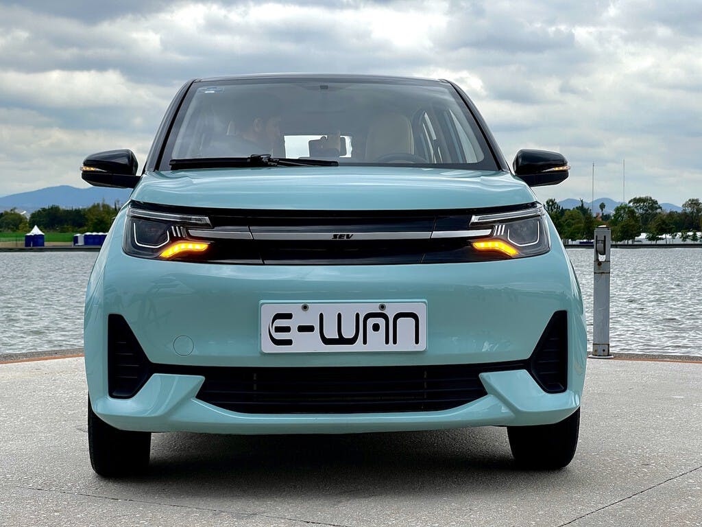 SEV lanza el E-WAN el auto 100% eléctrico más económico del mercado mexicano.