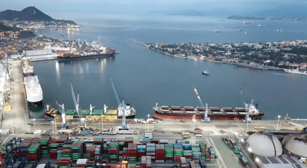 Aduana de Manzanillo: cuello de botella sin solución a la vista