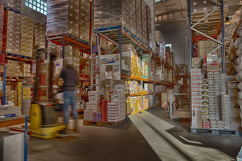 Aumenta 25% la importación de servicios comerciales durante 2022
