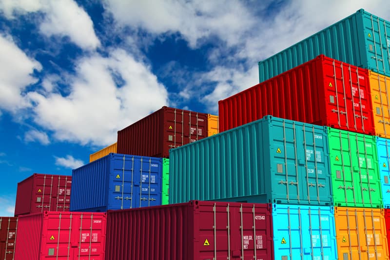 Caen exportaciones e importaciones en México durante abril de 2023