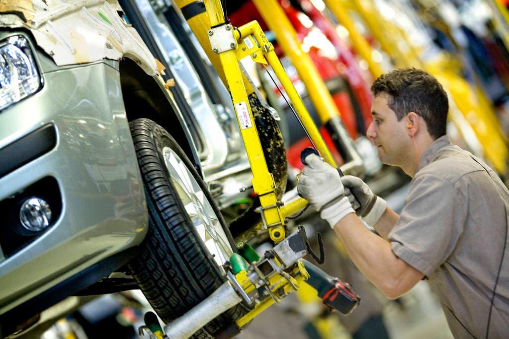 Industria automotriz acelera exportaciones 30% en marzo
