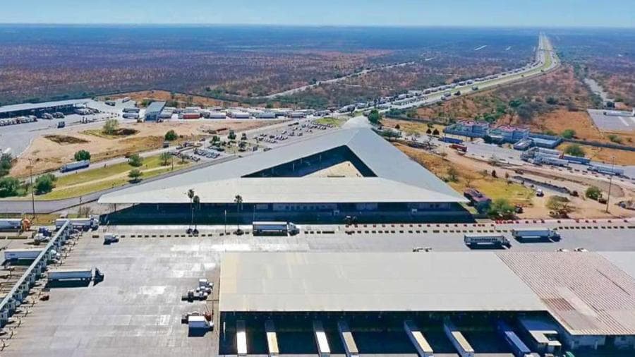 Nuevo Laredo; la aduana más importante de México