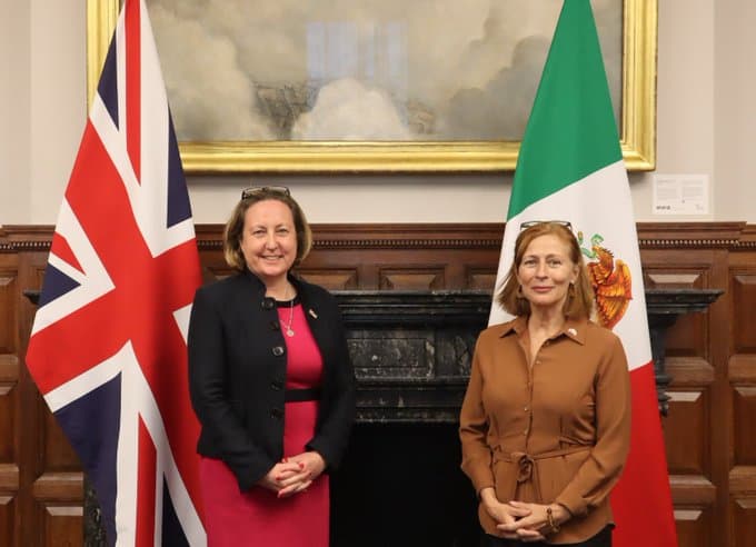 Tatiana Clouthier anuncia negociación de TLC con Reino Unido